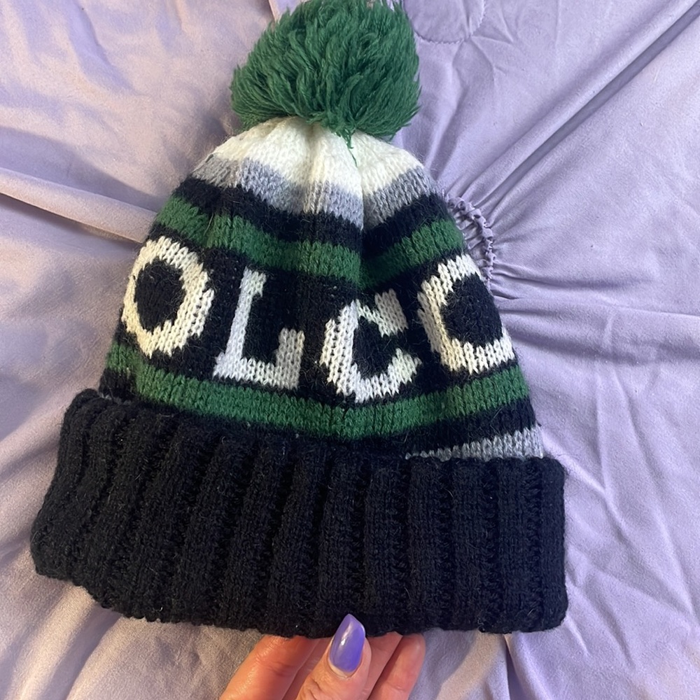 Volcom winter hat - Picture 3 of 4